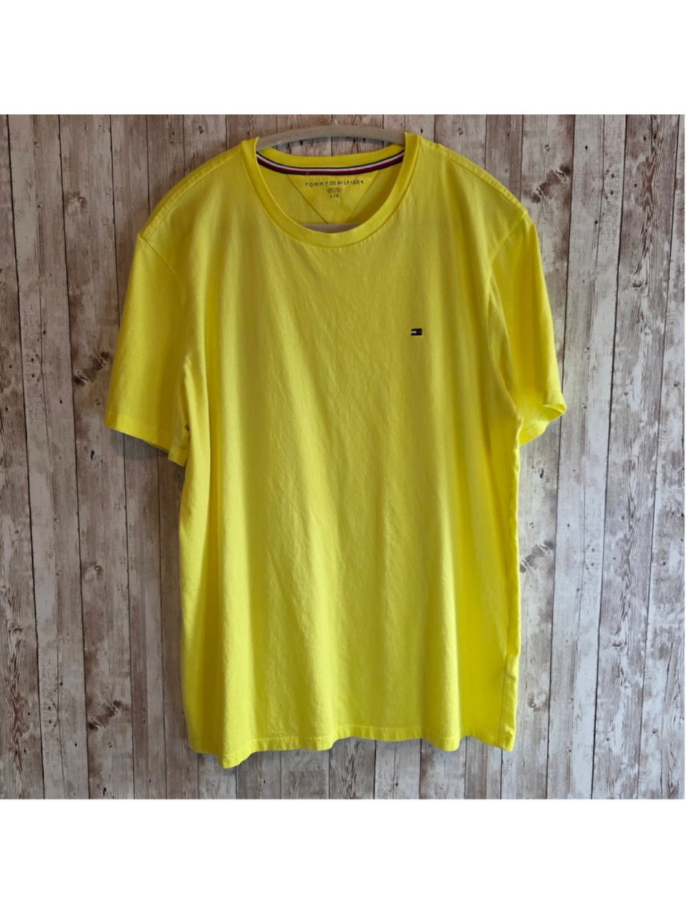 Men's Tommy Hilfiger Yellow Short Sleeve T-Shirt Size L